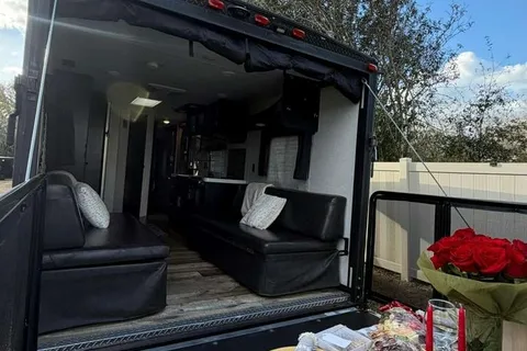 Wheelchair accesible Forest River 22 RR Toyhauler LS28