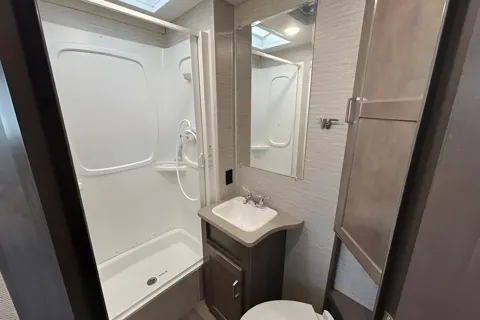 Char's Dream 2022 Winnebago