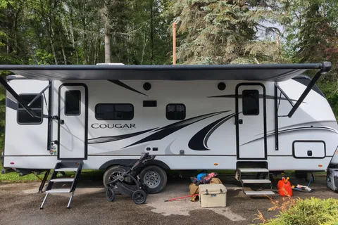 Calista's Keystone Cougar 25 RDX Travel Trailer
