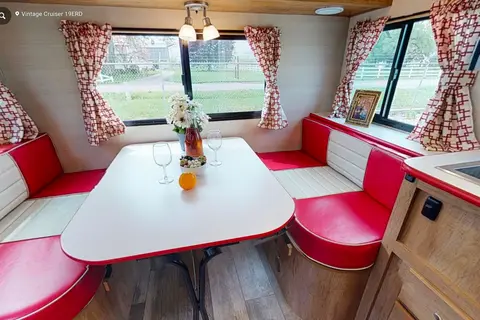 GB's Gulf Stream Vintage 19ERD Travel Trailer