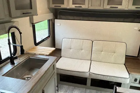 SUV Towable Ibex 19BHEO Travel Trailer sleeps 7!