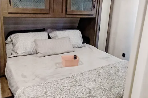 Classy glamping 2 bedroom Forrest River Salem 29 vbud Travel Trailer