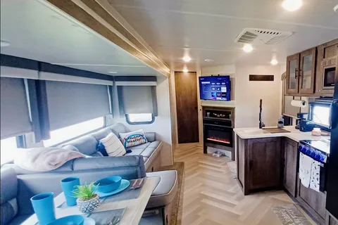 Classy glamping 2 bedroom Forrest River Salem 29 vbud Travel Trailer