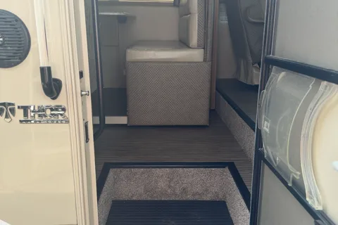 Thor Motor Coach Axis Class A 25.4
