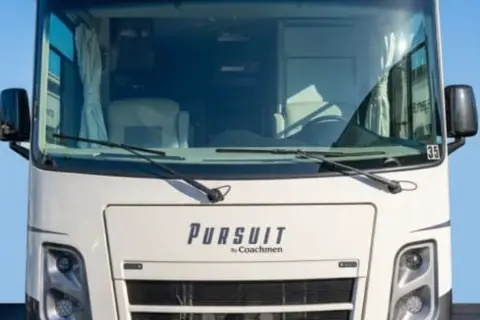 A5 Pursuit Sleeps 6 -Comfort, Space, Road Confidence w/Every Family-StarLink