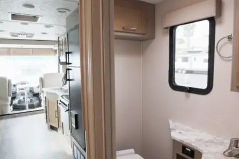 A5 Pursuit Sleeps 6 -Comfort, Space, Road Confidence w/Every Family-StarLink
