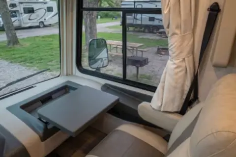 A5 Pursuit Sleeps 6 -Comfort, Space, Road Confidence w/Every Family-StarLink
