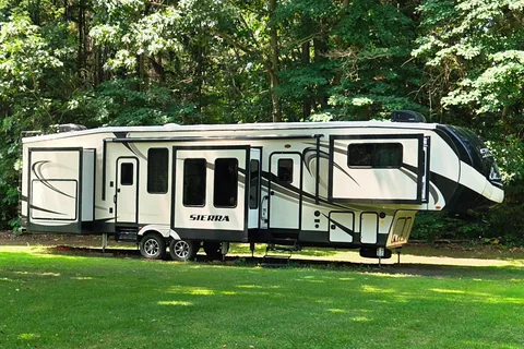 Bounds RV Cottage