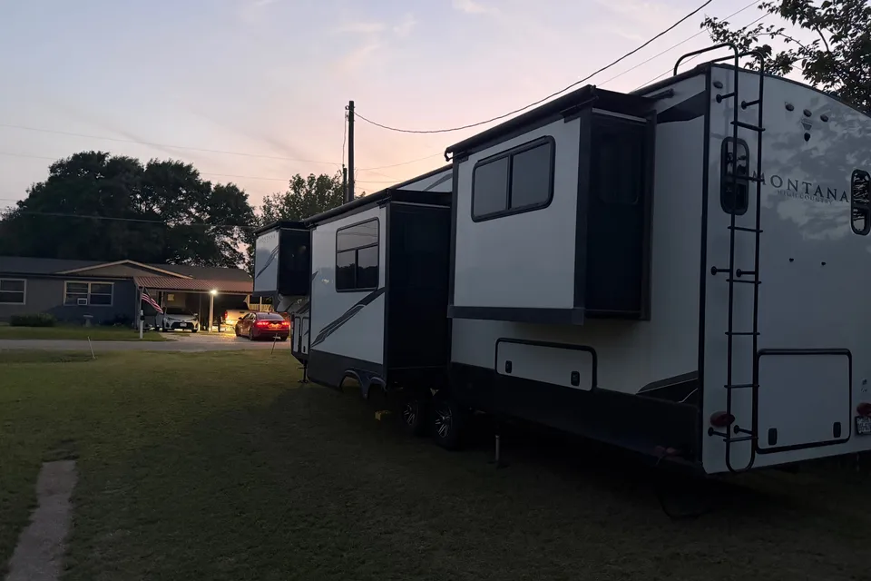 Kody's Keystone Montana high country Fifth Wheel