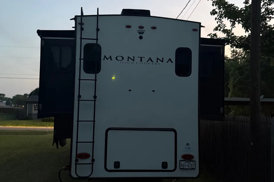 Kody's Keystone Montana high country Fifth Wheel
