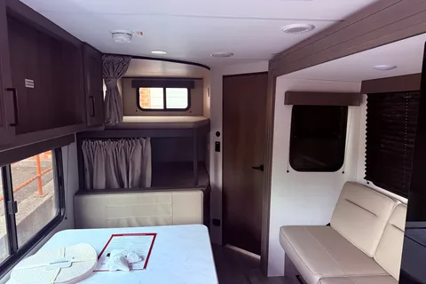 Grand Design Transcend Xplor 26BHX Travel Trailer