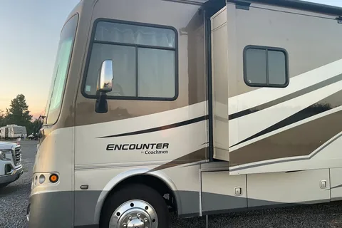 Coachmen Encounter Class A ready for a trip