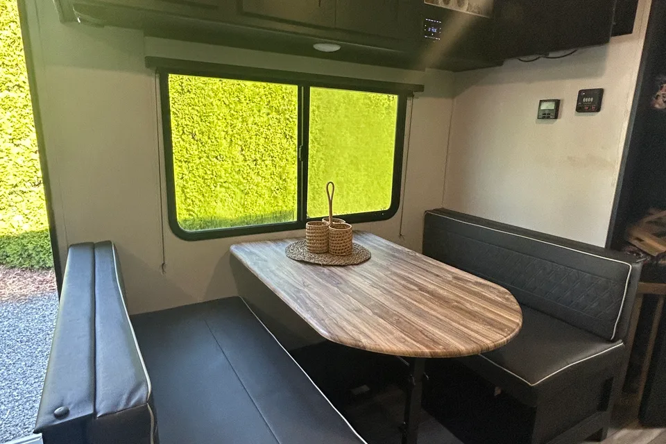Garrett's Coachman Freedom Express 22SE Travel Trailer