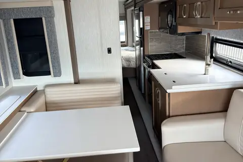 Brand New Newmar Bay Star Sport – Ultimate Luxury on Wheels