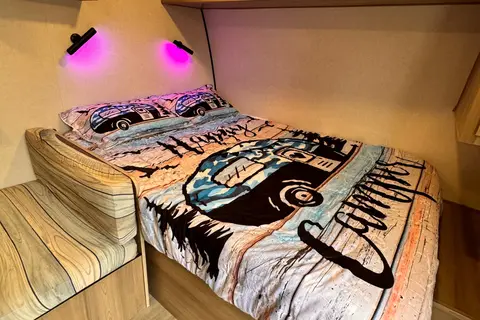 Home away from home Coleman 17B Travel Trailer