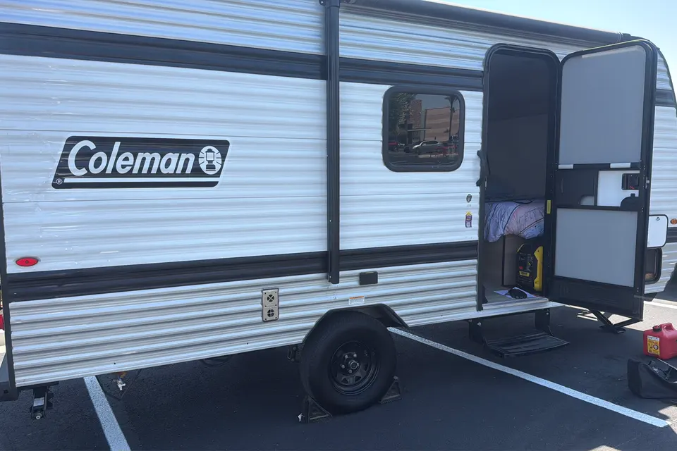 Fun Family Adventures, Easy to Tow and Setup