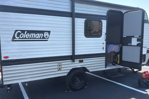 Fun Family Adventures, Easy to Tow and Setup