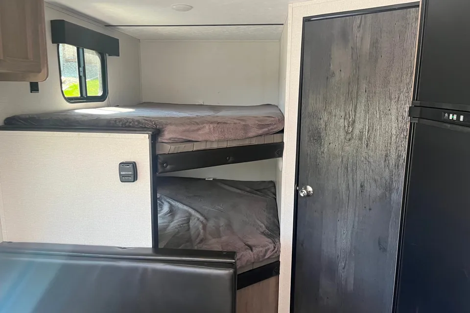 Okanagan Leisure's Keystone Hideout Travel Trailer