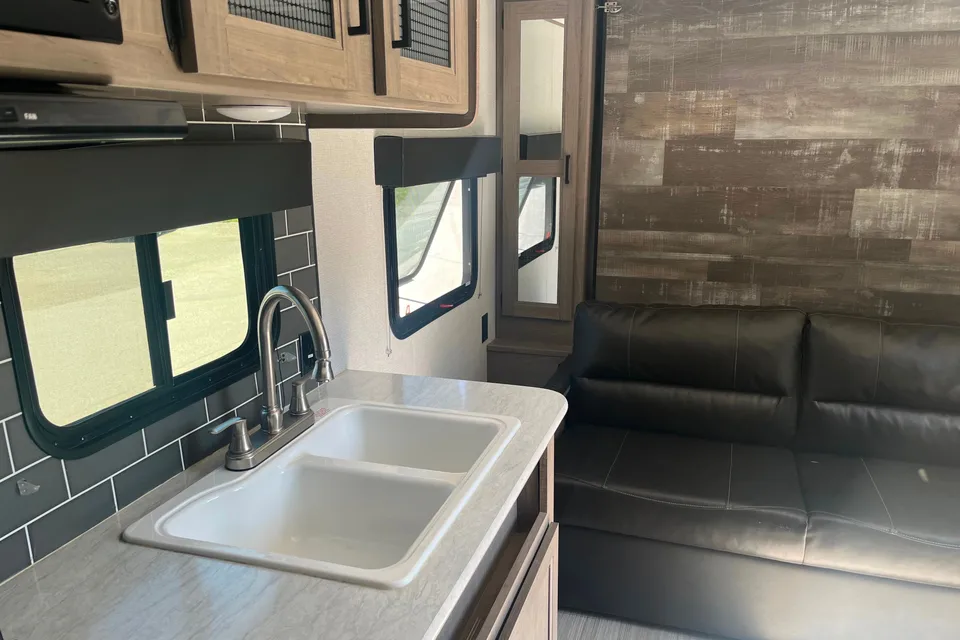 Okanagan Leisure's Keystone Hideout Travel Trailer