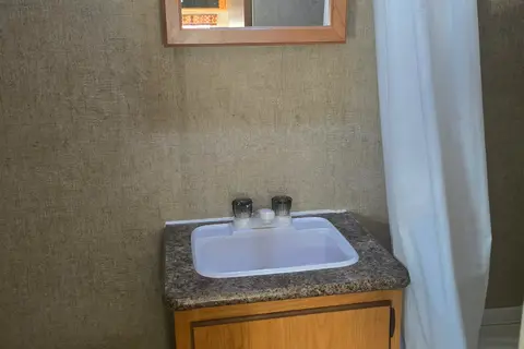 L'Escape