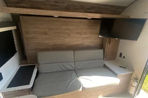 Sunny & Harvey’s 2024 Grand River 22mb Travel Trailer