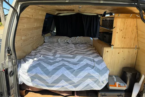 Astro Van Camper