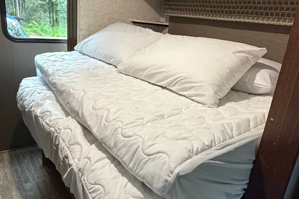 Alaska Mobile B&B