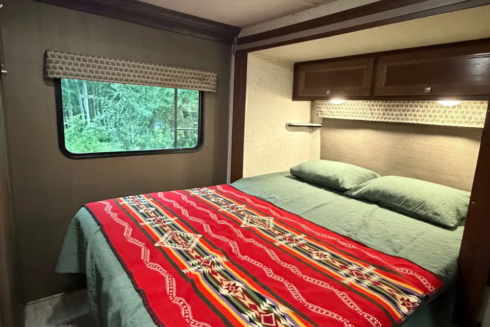 Alaska Mobile B&B
