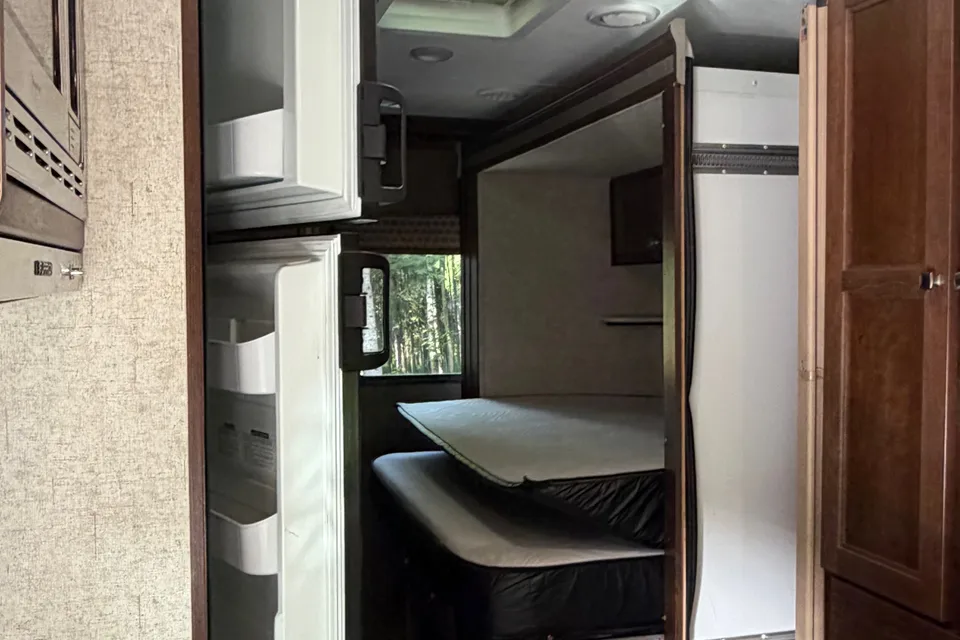 Alaska Mobile B&B
