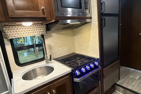 Alaska Mobile B&B