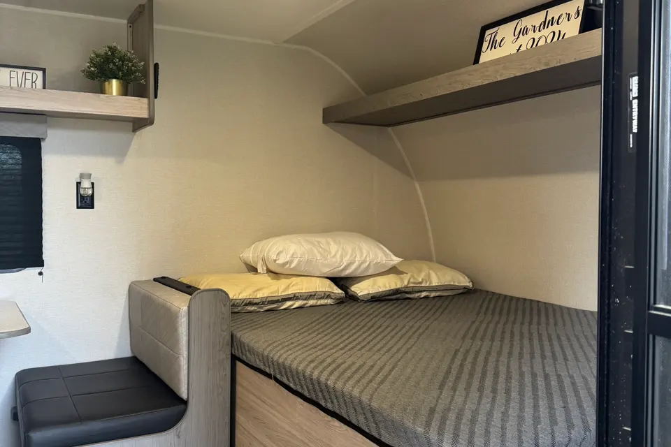 Gardner Heartland Pioneer Travel Trailer