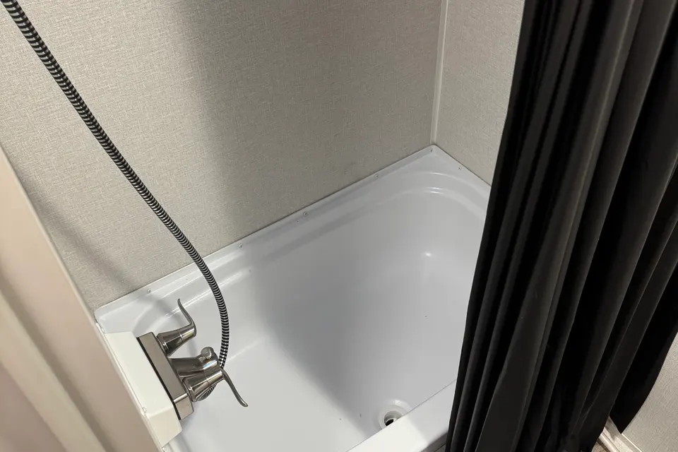Gardner Heartland Pioneer Travel Trailer