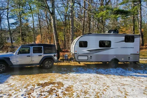 Dritan's   Independent   Travel Trailer