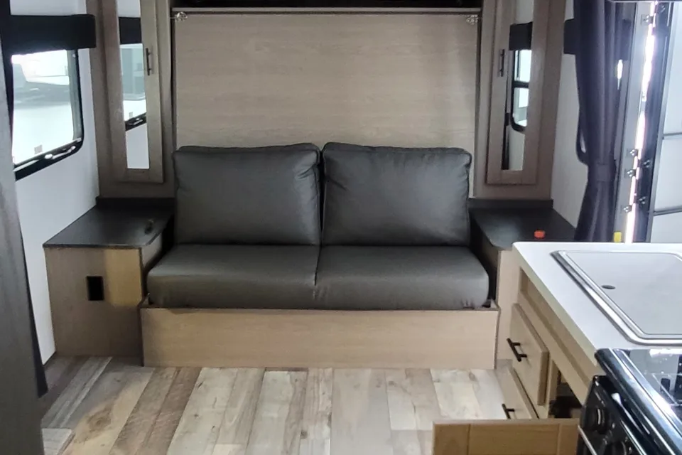 Rachel's Heartland Sundance Travel Trailer