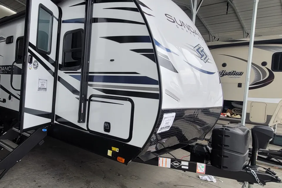 Rachel's Heartland Sundance Travel Trailer