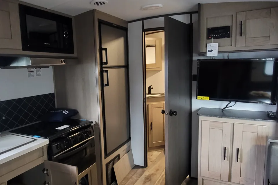 Rachel's Heartland Sundance Travel Trailer