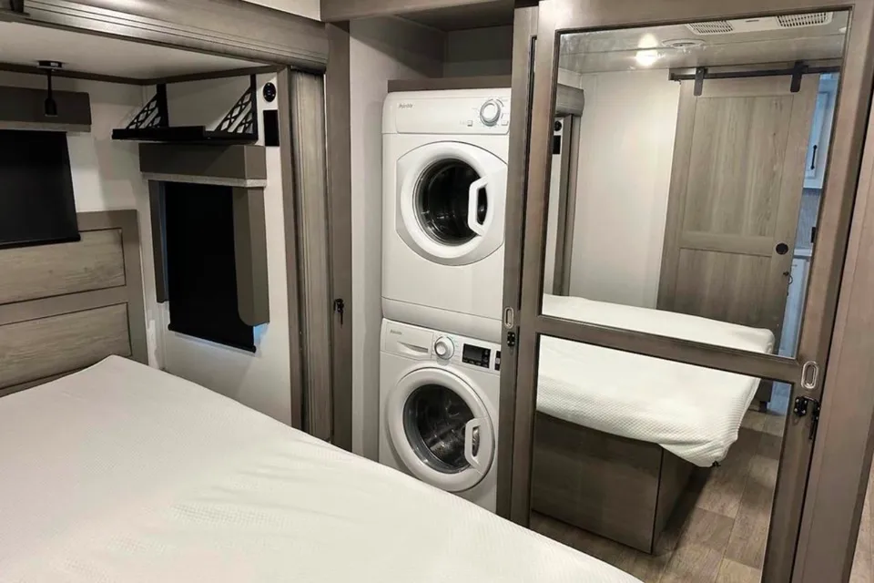 2022 Keystone Montana 3763BP Fifth Wheel