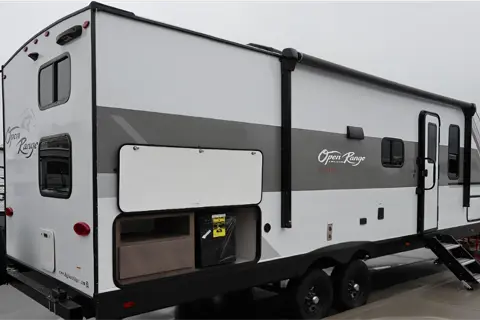 Irma's Highland Ridge RV 26BHS Travel Trailer W/Solar