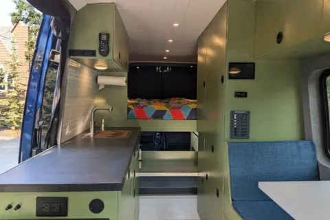 Mercedes Sprinter 4x4 Adventure Van