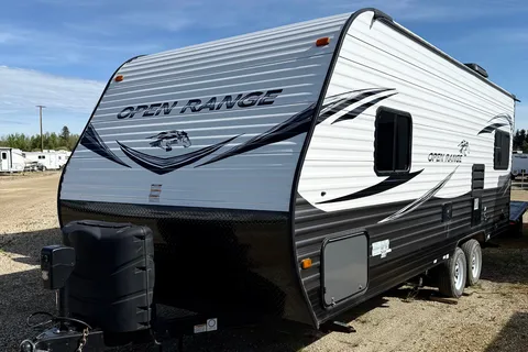 Cozy & Fully Equipped Travel Trailer – Ready for Your Next Adventure!