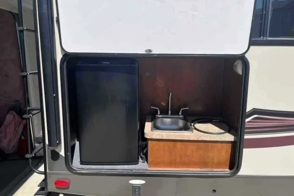 Colan's Forest River Wildwood Heritage Glen Travel Trailer