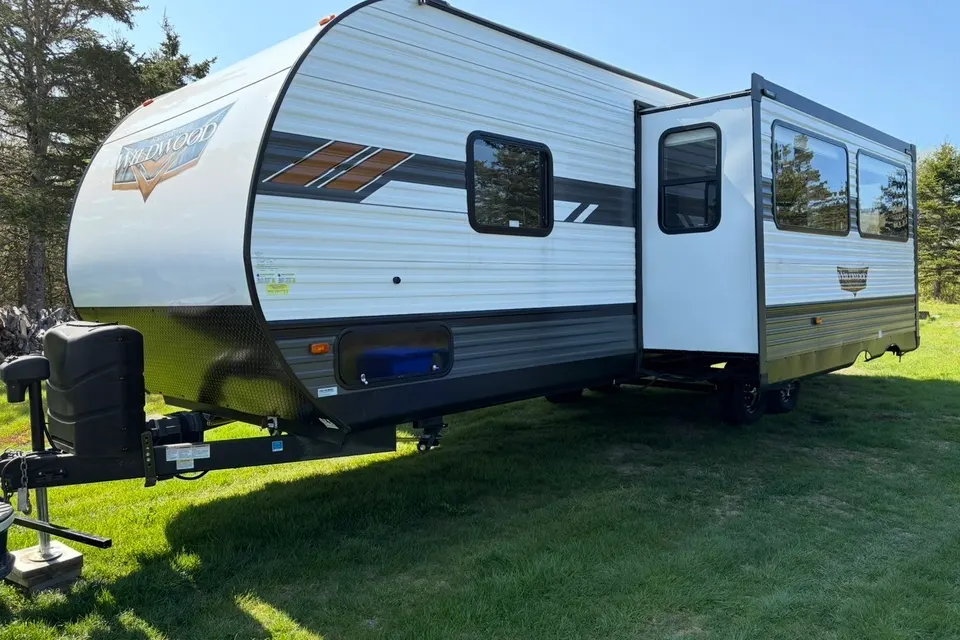 Arrive & Unwind | Luxury delivered RV - Just arrive and relax