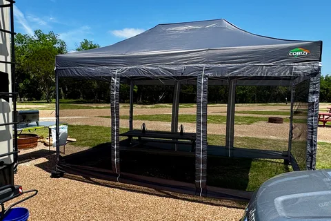 Hit the road in style and comfort! 2021 Coachmen Leprechaun!