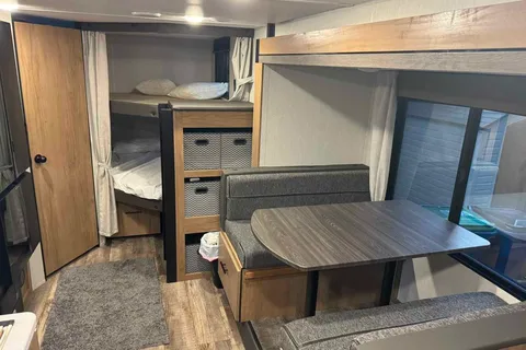 Cozy and Bright Campsite Reserve 26CJ Travel Trailer