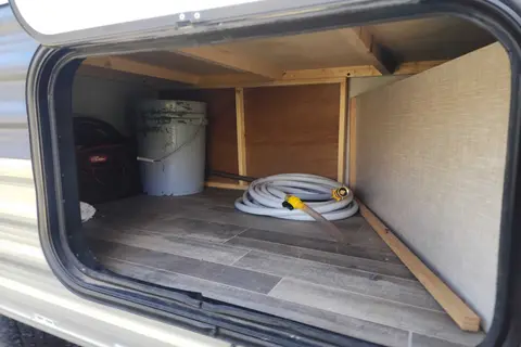 Keystone Zinger Lite 18BH Travel Trailer