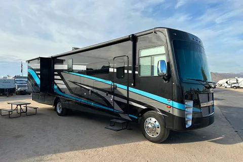 Daniel's 2023 Coachmen Encore 375rb Class A
