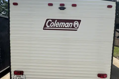 2021 Coleman 17B – Your Cozy Getaway on Wheels!