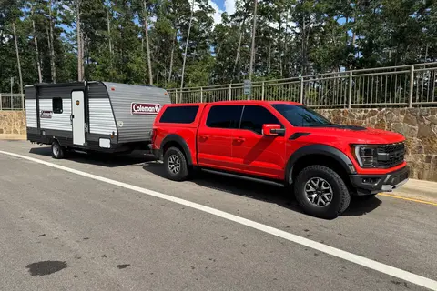 2021 Coleman 17B – Your Cozy Getaway on Wheels!