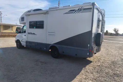 JRS Winnebago V Class C
