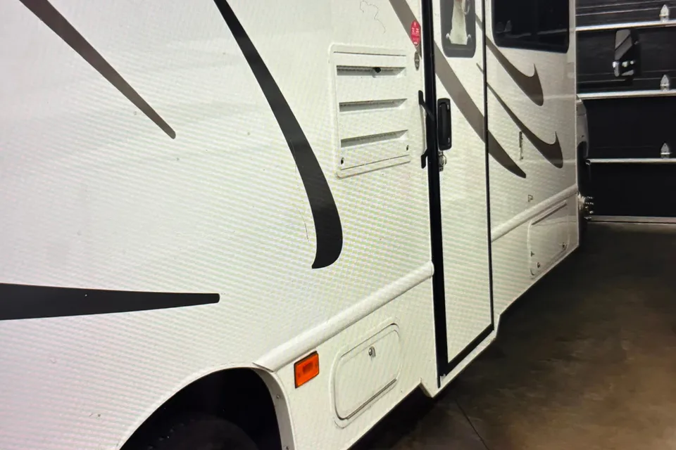 Ford Majestic 30 classe C, 2018